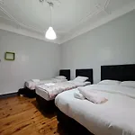 B&B Shangri-la Anjos 리스본