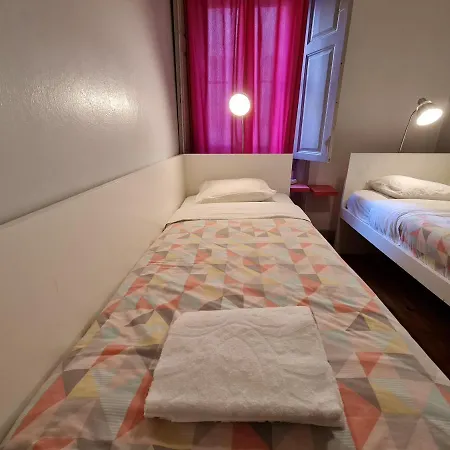 Shangri-la Anjos B&B 2*