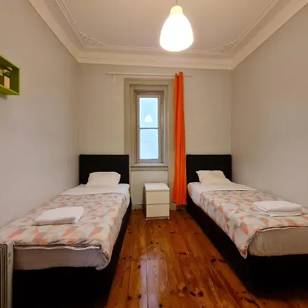 Shangri-la Anjos Bed & Breakfast