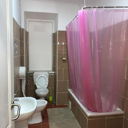 Shangri-la Anjos 2* Lisboa