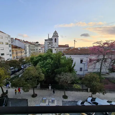 Shangri-la Anjos Panzió Lisboa