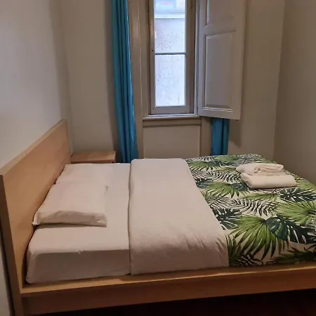 Shangri-la Anjos Frühstückspension Lissabon